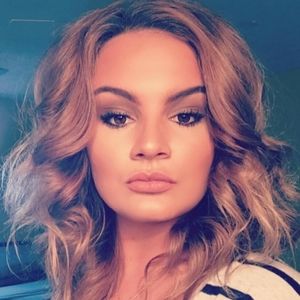 Meet your Posher, Kara